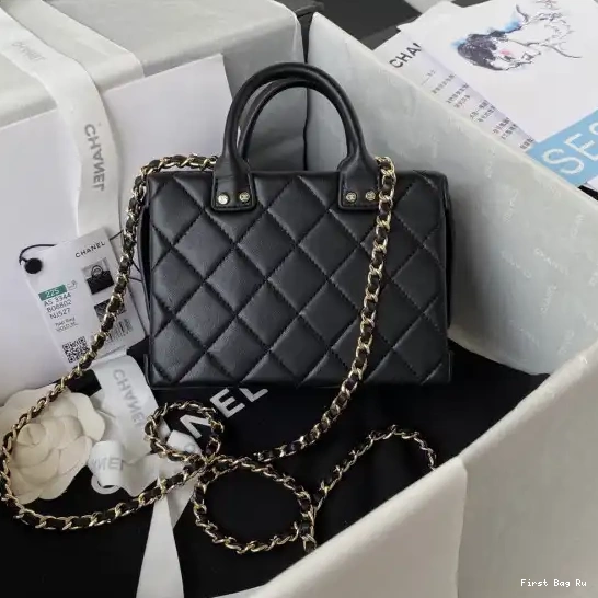 First Bag Ru CHANEL VANITY CASE 0626